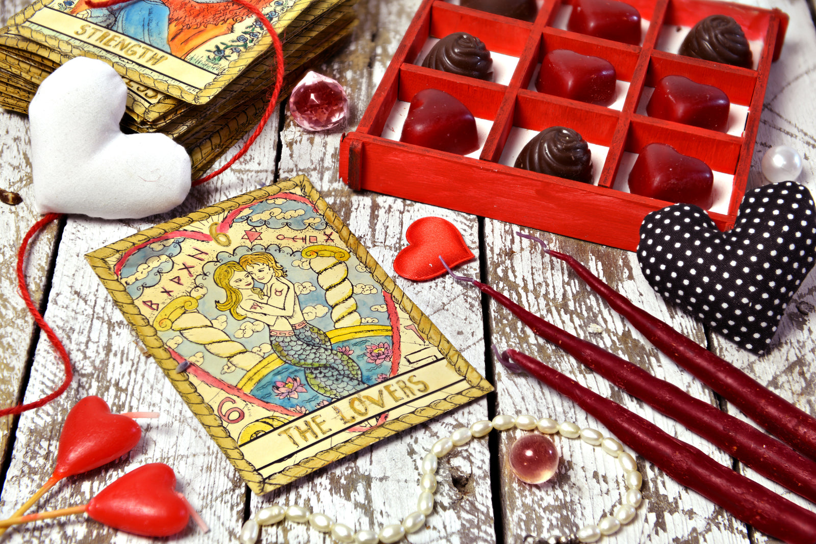 The Best Valentine’s Day Tarot Spreads for Singles, Couples, and More