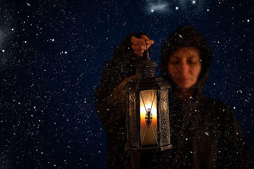 The Hermit Tarot Card: What It Teaches Us About Going Within
